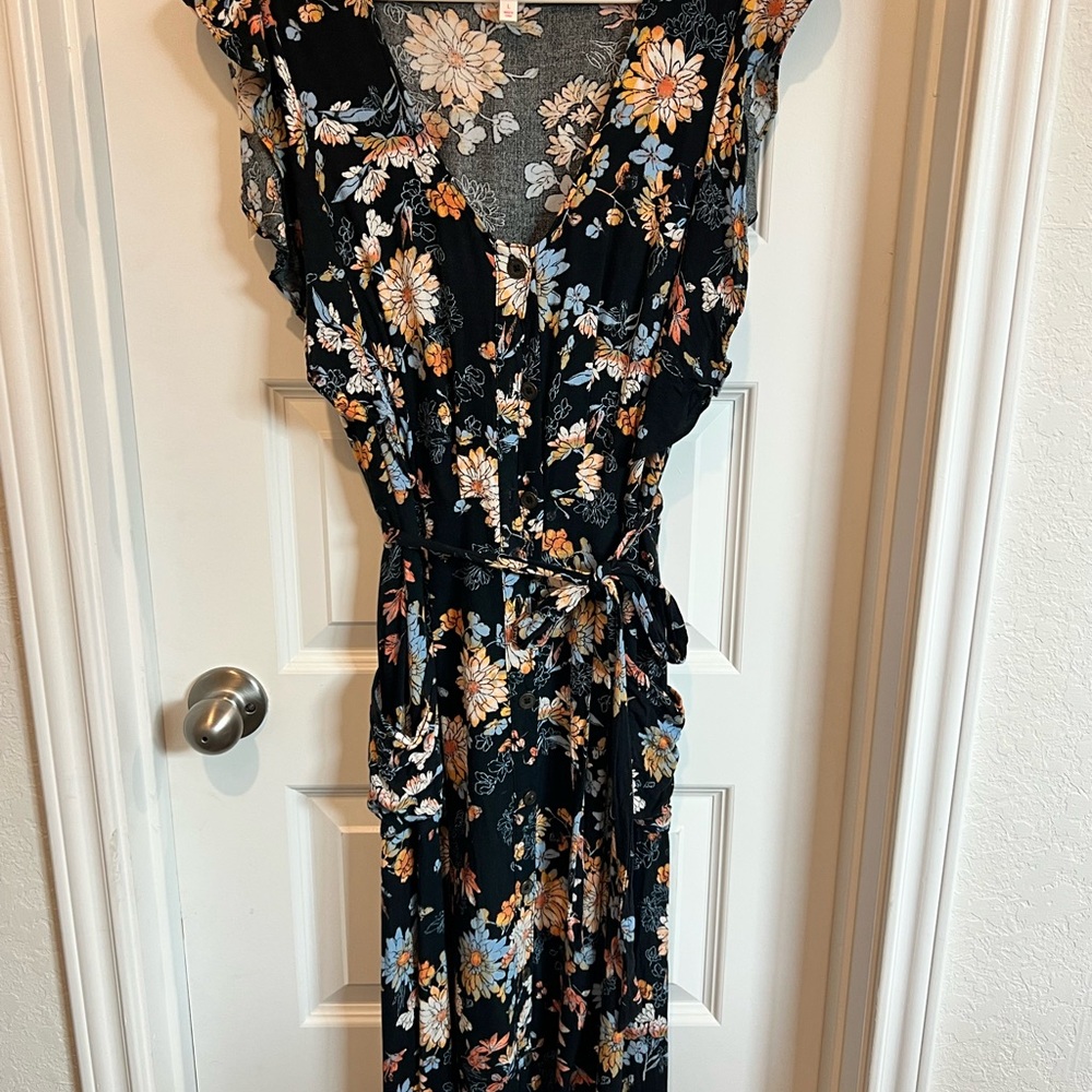Xhiliration Floral Navy Maxi Dress